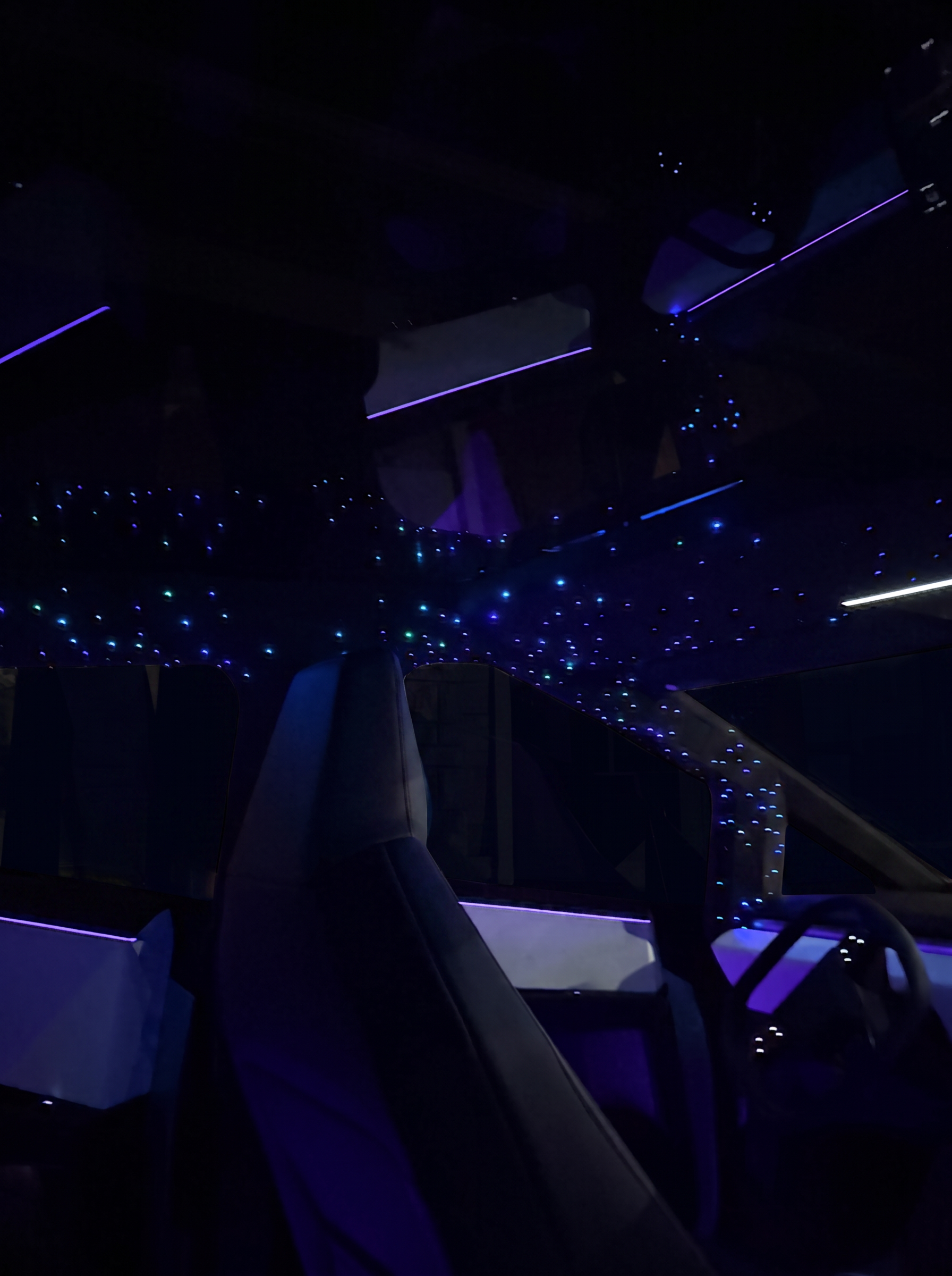 Cybertruck starlight roof set to deep blue